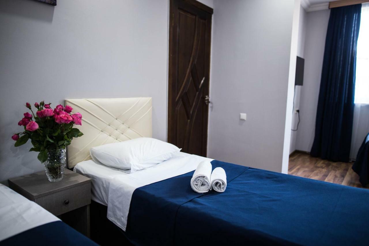 Central Apart-Hotel Batumi Exterior foto